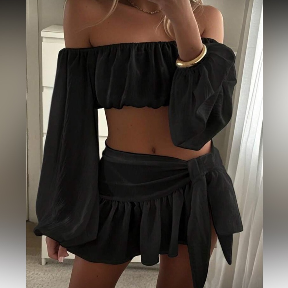 Black Off-Shoulder Two-Piece Set